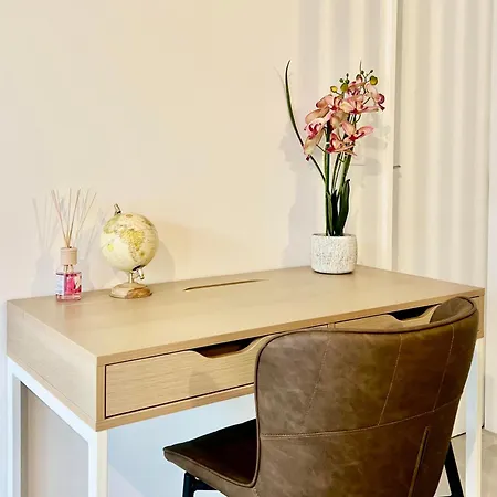Cosy, Calme Et Climatise Proche Centre 昂蒂布