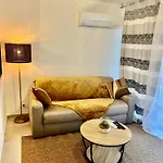 Appartamento Cosy, Calme Et Climatisé Proche Centre Antibes
